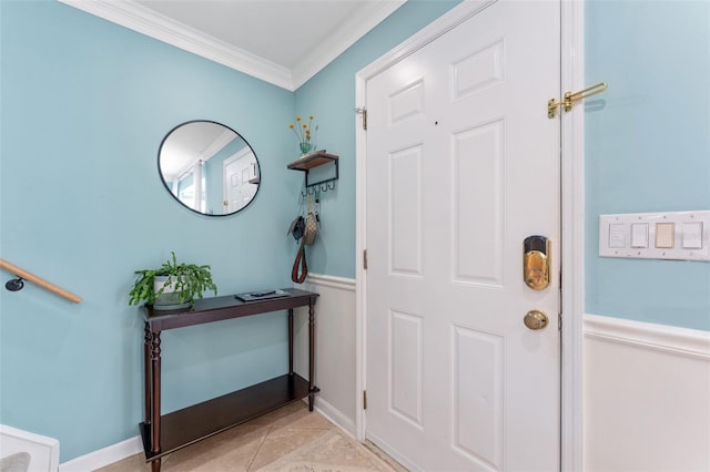 2809 W Platt St Unit 6, Tampa, FL 33609 - foyer entrance featuring crown molding and light tile patterned flooring