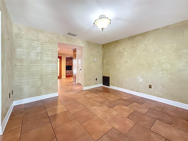 2439 Madrid Ave, Safety Harbor, FL 34695 - photo 9