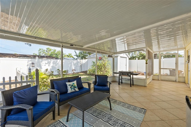 4521 S Cooper Pl, Tampa, FL 33611 - sunroom / solarium featuring an outdoor living space, healthy amount of natural light, and outdoor dining area