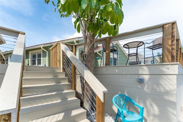 835 Symphony Isles Blvd, Apollo Beach, FL 33572 - view of staircase