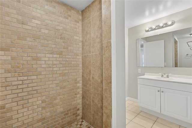 129 Magnolia Ave, Seffner, FL 33584 - full bathroom featuring tile patterned floors, vanity, and a tile shower
