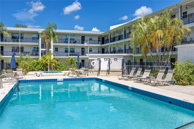 4050 4th St N Unit 116, Saint Petersburg, FL 33703 - community pool featuring a patio area
