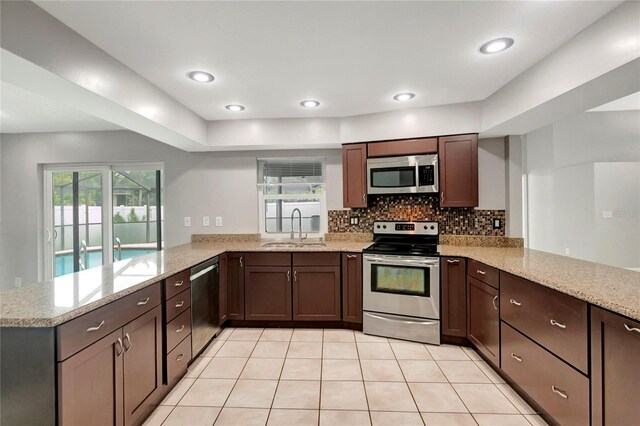 8635 Chadwick Dr, Tampa, FL 33635 - photo 14