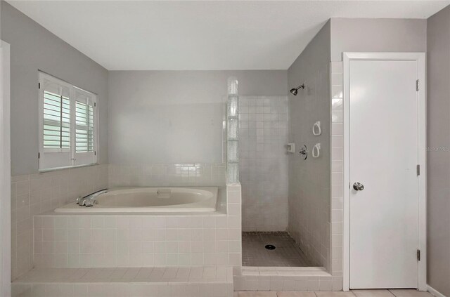 8635 Chadwick Dr, Tampa, FL 33635 - photo 25