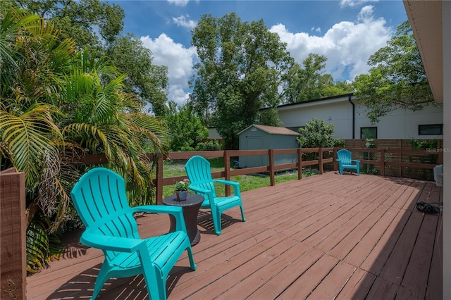 811 W Peninsular St, Tampa, FL 33603 - deck with a fenced backyard and a shed