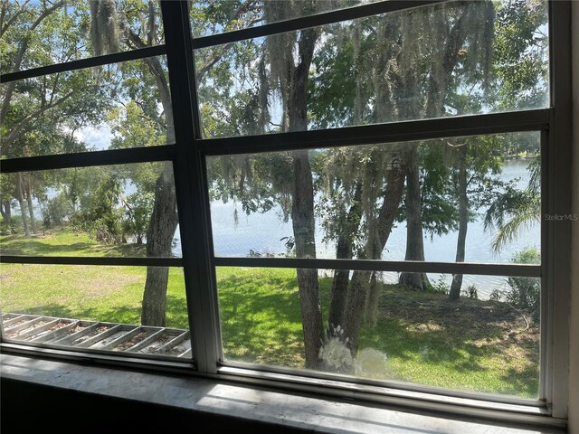 7192 E Bank Dr, Tampa, FL 33617 - photo 5