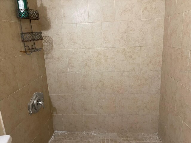 7192 E Bank Dr, Tampa, FL 33617 - photo 21