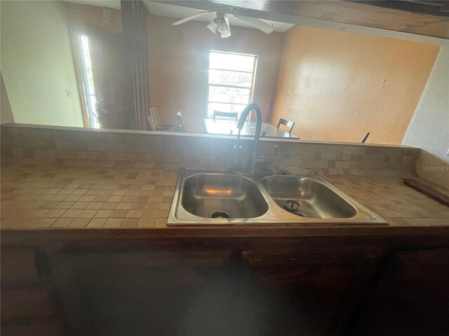 7192 E Bank Dr, Tampa, FL 33617 - photo 27