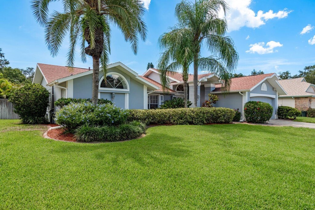 2800 Resnik Cir W, Palm Harbor, FL 34683 - photo 1