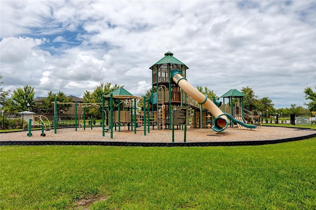 1601 Fox Grape Loop, Lutz, FL 33558 - communal playground with a lawn