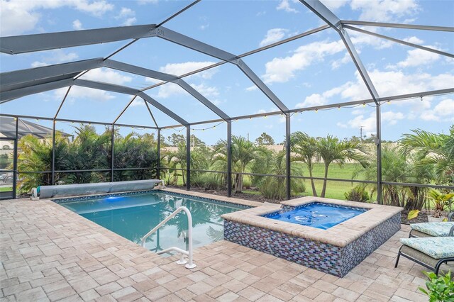 20828 Cattail Blvd, Venice, FL 34292 - outdoor pool featuring an in-ground hot tub, a patio area, and a lanai