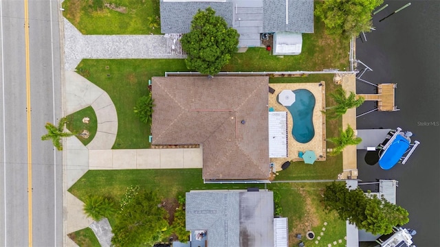 4252 Floramar Ter, New Port Richey, FL 34652 - bird's eye view of a pool