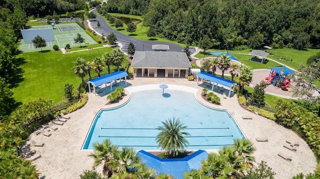 2839 Cordoba Ranch Blvd, Lutz, FL 33559 - community pool with a gazebo and a lawn