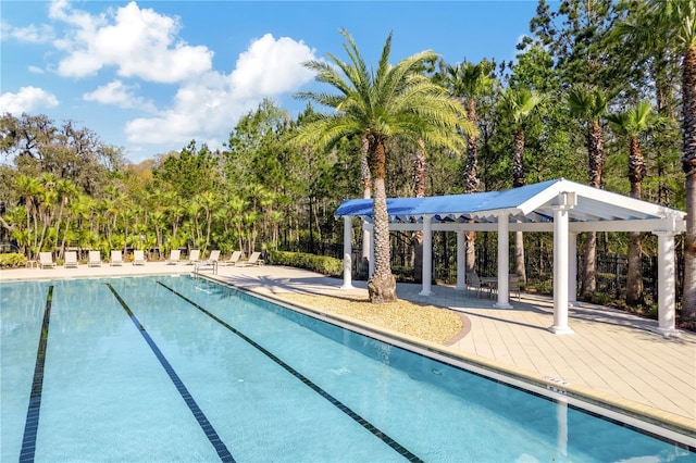 2839 Cordoba Ranch Blvd, Lutz, FL 33559 - community pool with a gazebo and view of wooded area