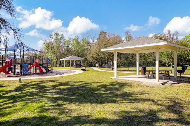 2839 Cordoba Ranch Blvd, Lutz, FL 33559 - view of green lawn with a gazebo