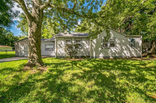 3134 Greenfield Cir, Jacksonville, FL 32216 - photo 2
