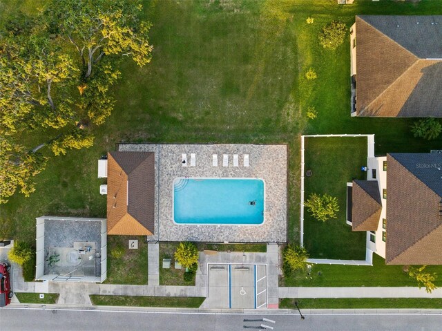 11597 Weaver Hollow Rd, New Port Richey, FL 34654 - bird's eye view of a pool area