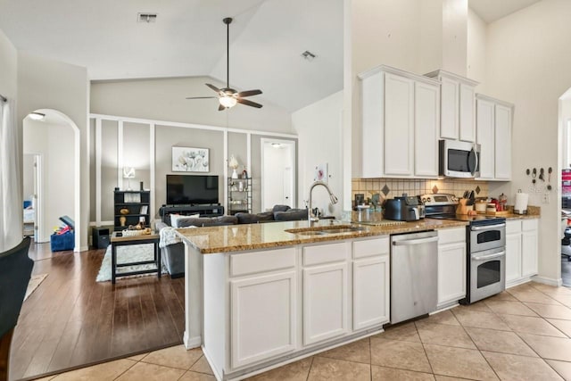 4834 Lakes Edge Ln, Kissimmee, FL 34744 - photo 11
