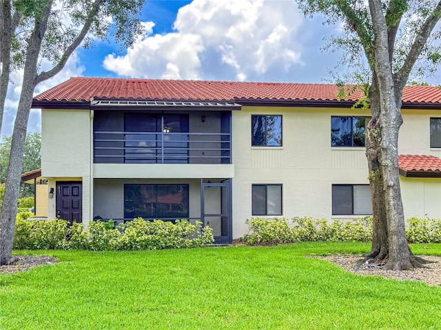 5785 Gardens Dr, Sarasota, FL 34243 - view of property