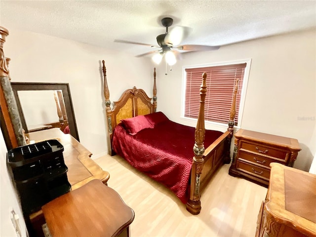 8834 Whispering Oaks Trl, New Port Richey, FL 34654 - photo 29
