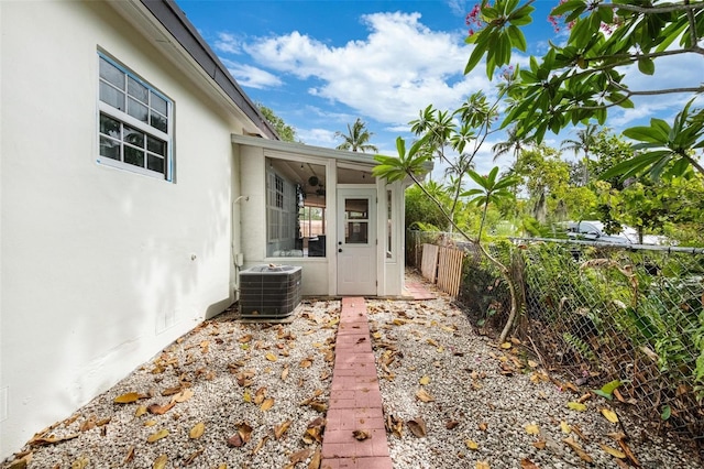 12995 NE 5th Ave, North Miami, FL 33161 - view of yard