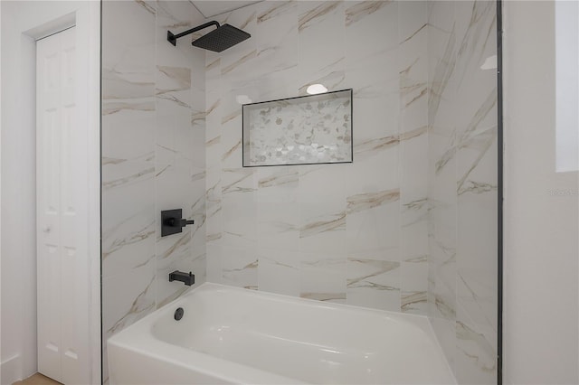 6108 Oak Ridge Ave, New Port Richey, FL 34653 - bathroom featuring shower / bath combination