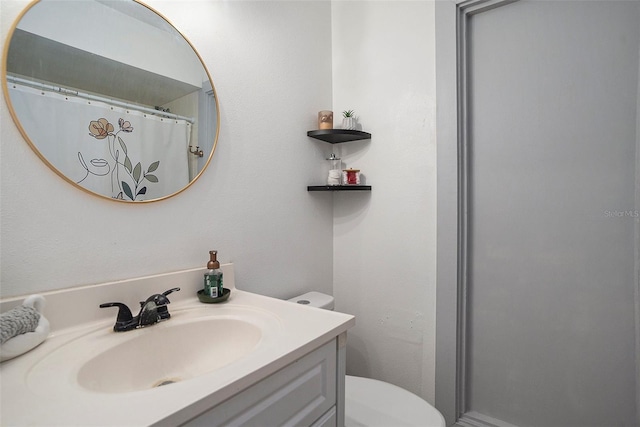 15906 Country Farm Pl, Tampa, FL 33624 - bathroom featuring vanity and a shower with shower curtain