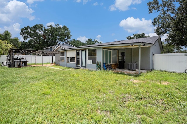 15906 Country Farm Pl, Tampa, FL 33624 - rear view of house with stucco siding