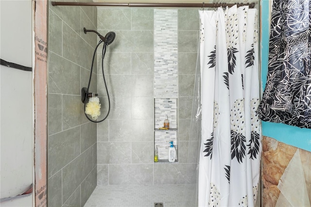 7018 Arbor View Ln, New Port Richey, FL 34653 - full bathroom with a tile shower