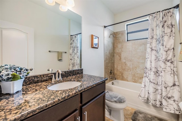 12251 Duckett Ct, Spring Hill, FL 34610 - bathroom featuring vanity, shower / bath combo, and tile patterned floors