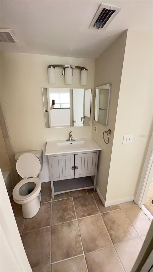 4003 Oak Limb Ct, Tampa, FL 33614 - bathroom with vanity and tile patterned floors