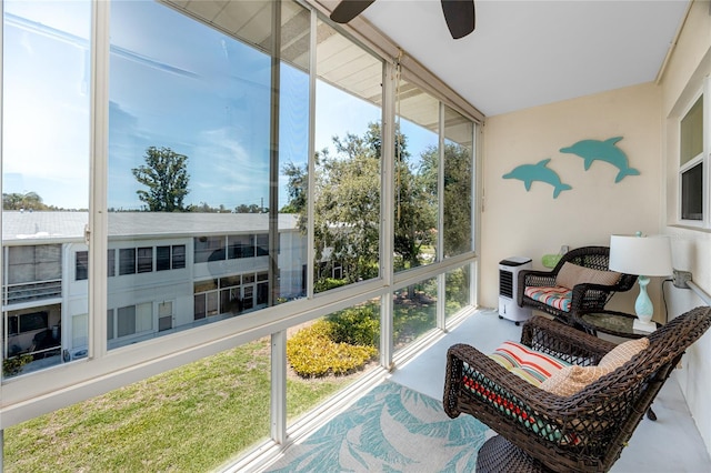 8584 111th St Unit 308, Seminole, FL 33772 - sunroom featuring ceiling fan
