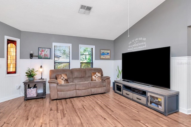 23924 Forest Pl, Land O Lakes, FL 34639 - photo 11