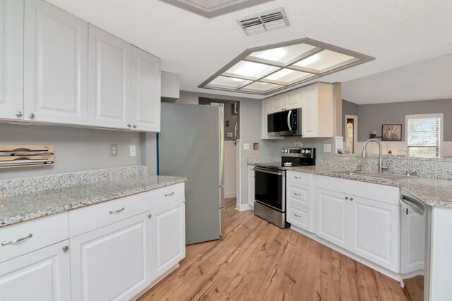 23924 Forest Pl, Land O Lakes, FL 34639 - photo 15