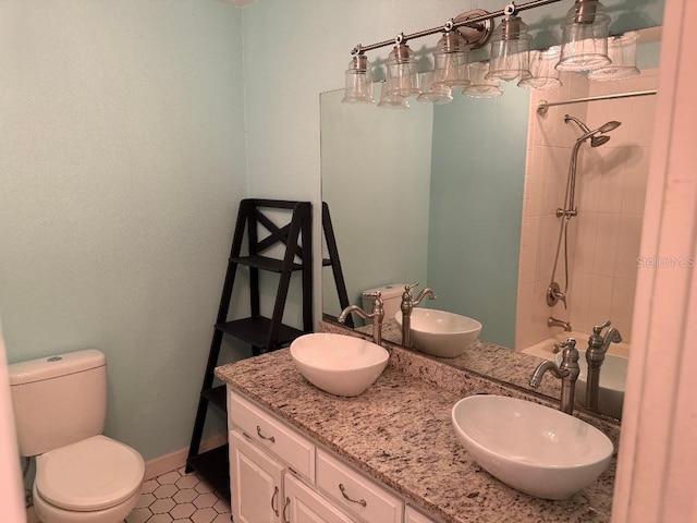 2005 Capri Rd, Valrico, FL 33594 - bathroom with double vanity and shower / washtub combination