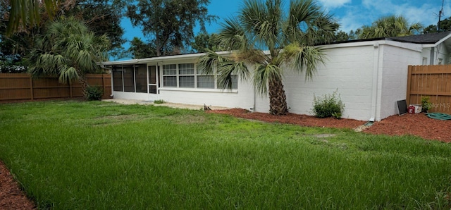 2837 Woodcrest Dr, Sarasota, FL 34239 - photo 25
