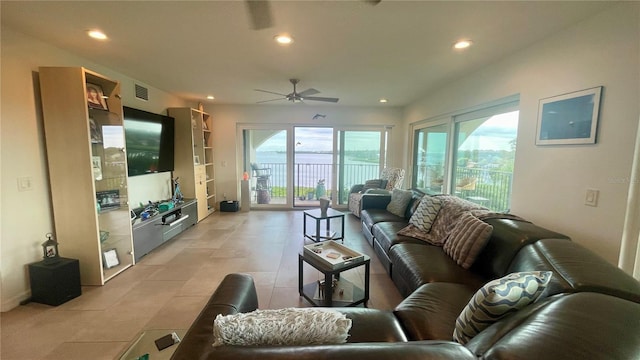 244 Mariner Dr, Tarpon Springs, FL 34689 - photo 22