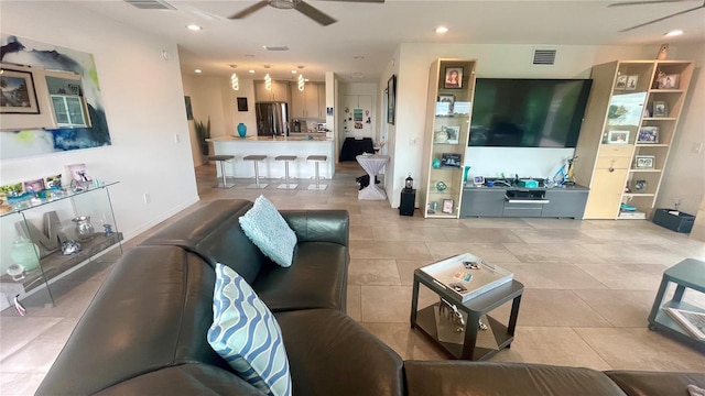 244 Mariner Dr, Tarpon Springs, FL 34689 - photo 23
