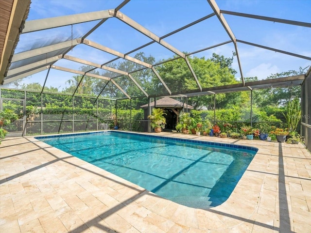 4209 Winding Willow Dr, Tampa, FL 33618 - swimming pool with a patio area, glass enclosure, and a fenced backyard