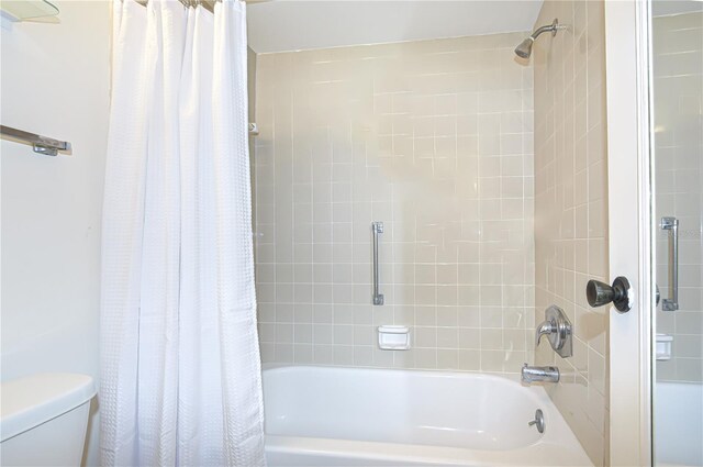 14130 Rosemary Ln Unit 4215, Largo, FL 33774 - full bathroom with shower / bath combo