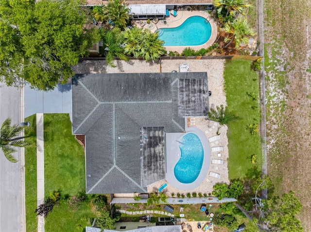 9109 134th Way, Seminole, FL 33776 - bird's eye view of a pool
