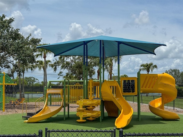8222 Haven Harbour Way, Bradenton, FL 34212 - view of communal playground