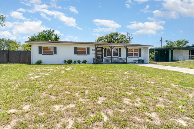 811 Casselberry Dr, Lake Wales, FL 33853 - photo 3