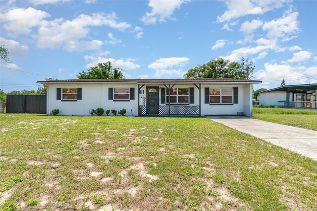 811 Casselberry Dr, Lake Wales, FL 33853 - photo 4