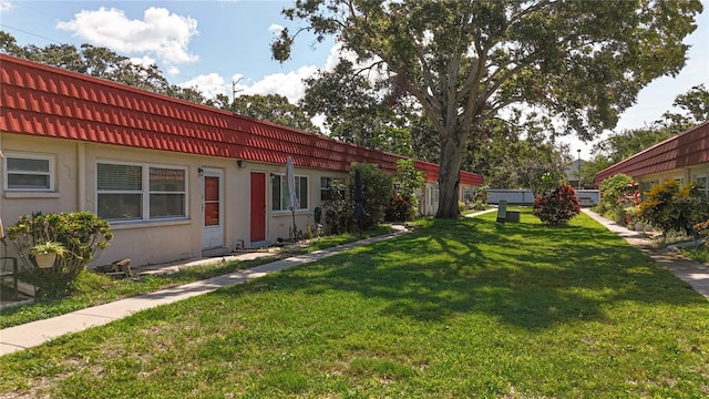 5870 38th Ave N Unit 44, Saint Petersburg, FL 33710 - view of grassy yard