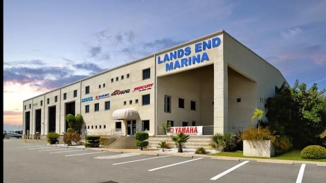 916 Bunker View Dr, Apollo Beach, FL 33572 - view of building exterior with uncovered parking