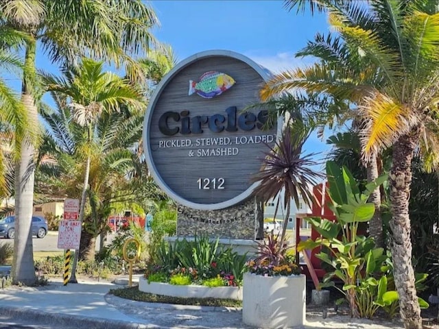 916 Bunker View Dr, Apollo Beach, FL 33572 - view of community / neighborhood sign