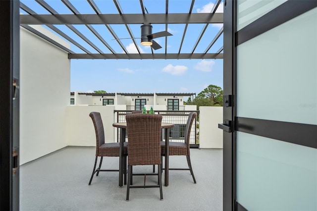 6210 64th Way N, Pinellas Park, FL 33781 - balcony featuring a pergola