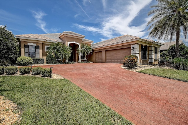 12713 Grand Traverse Dr, Dade City, FL 33525 - photo 4
