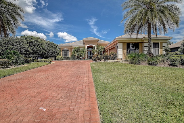 12713 Grand Traverse Dr, Dade City, FL 33525 - photo 5